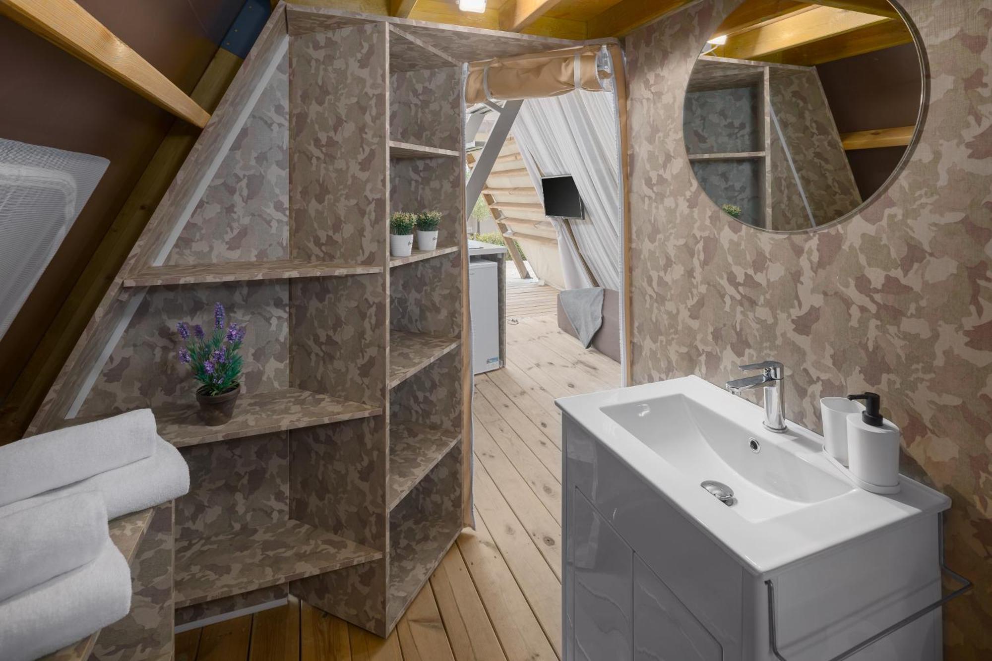 Mobile Homes Camping Santa Marina, Lanterna Tar-Vabriga Luaran gambar